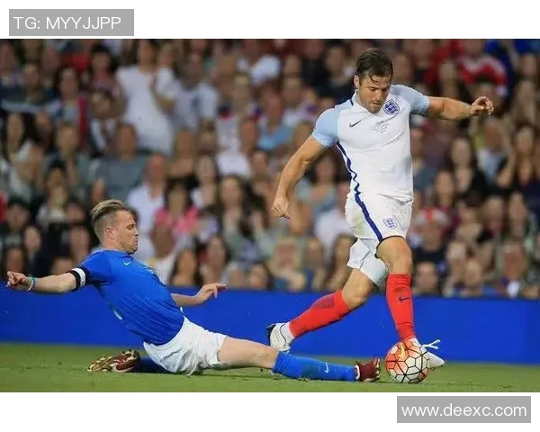 天下足球十大球星球鞋盘点 足坛巨星专属战靴大揭秘