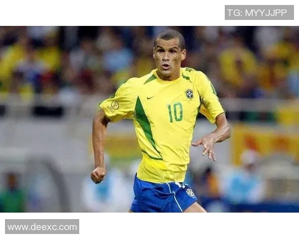 足球历史十大后卫球星排名盘点 哪些球员称霸绿茵场